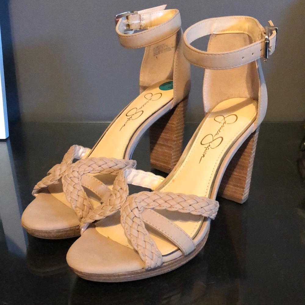 Jessica Simpson Block Heals. Never worn